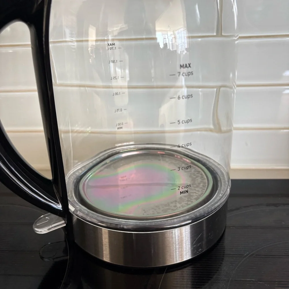 Cosori Electric Glass Kettle with Black Handle - Picture 5 of 10